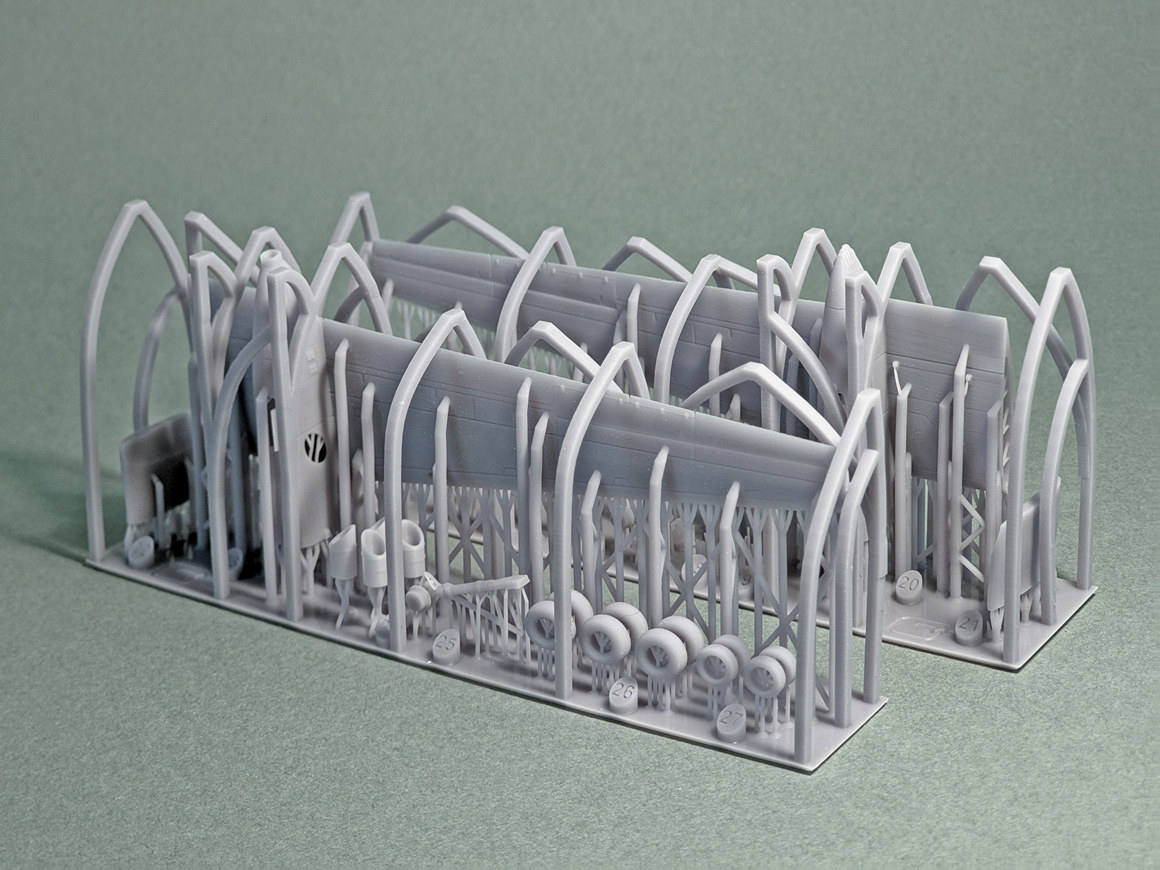 Antonov An-24RV wings and gears